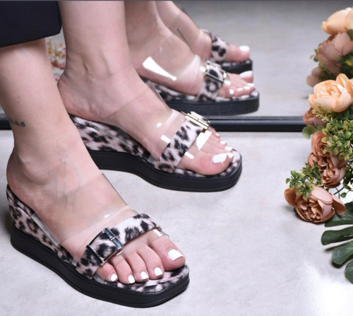 صندل لژ دار