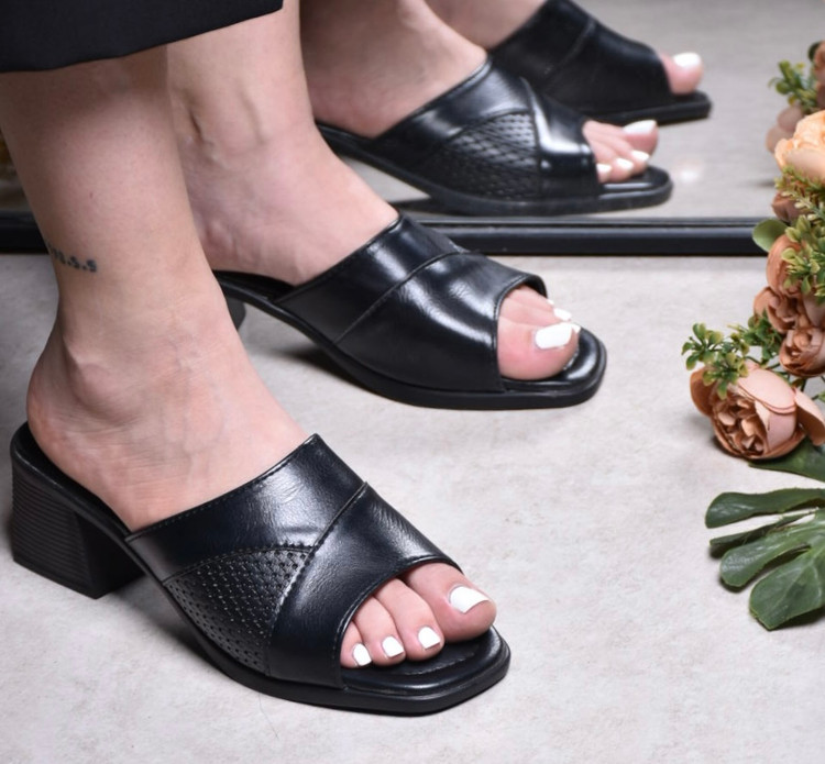 صندل پاشنه ۵ سانت