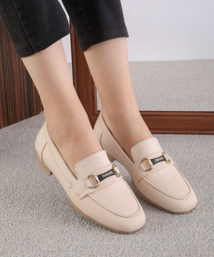 کالج تخت زنانه