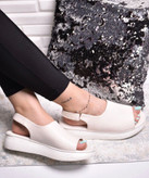 صندل زنانه ساناز